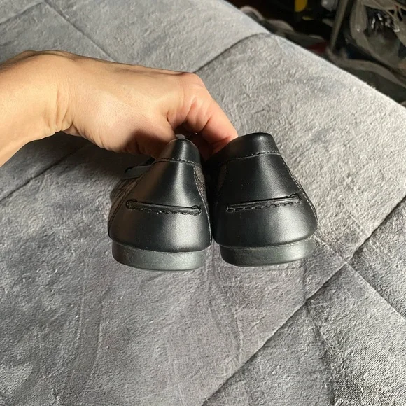 Shoes - Picture 3 of 5